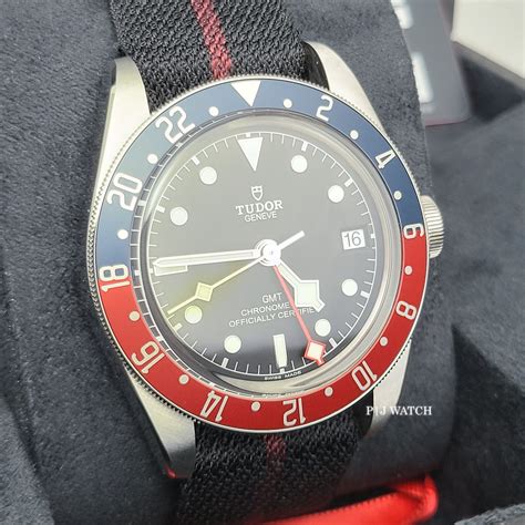 men's tudor black bay gmt 41mm|tudor gmt thickness.